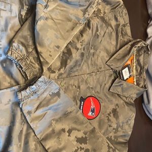 Nike New England Patriots Salute to Service Camo coach’s jacket -size XXL